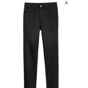 Skinny black high-waisted jeans